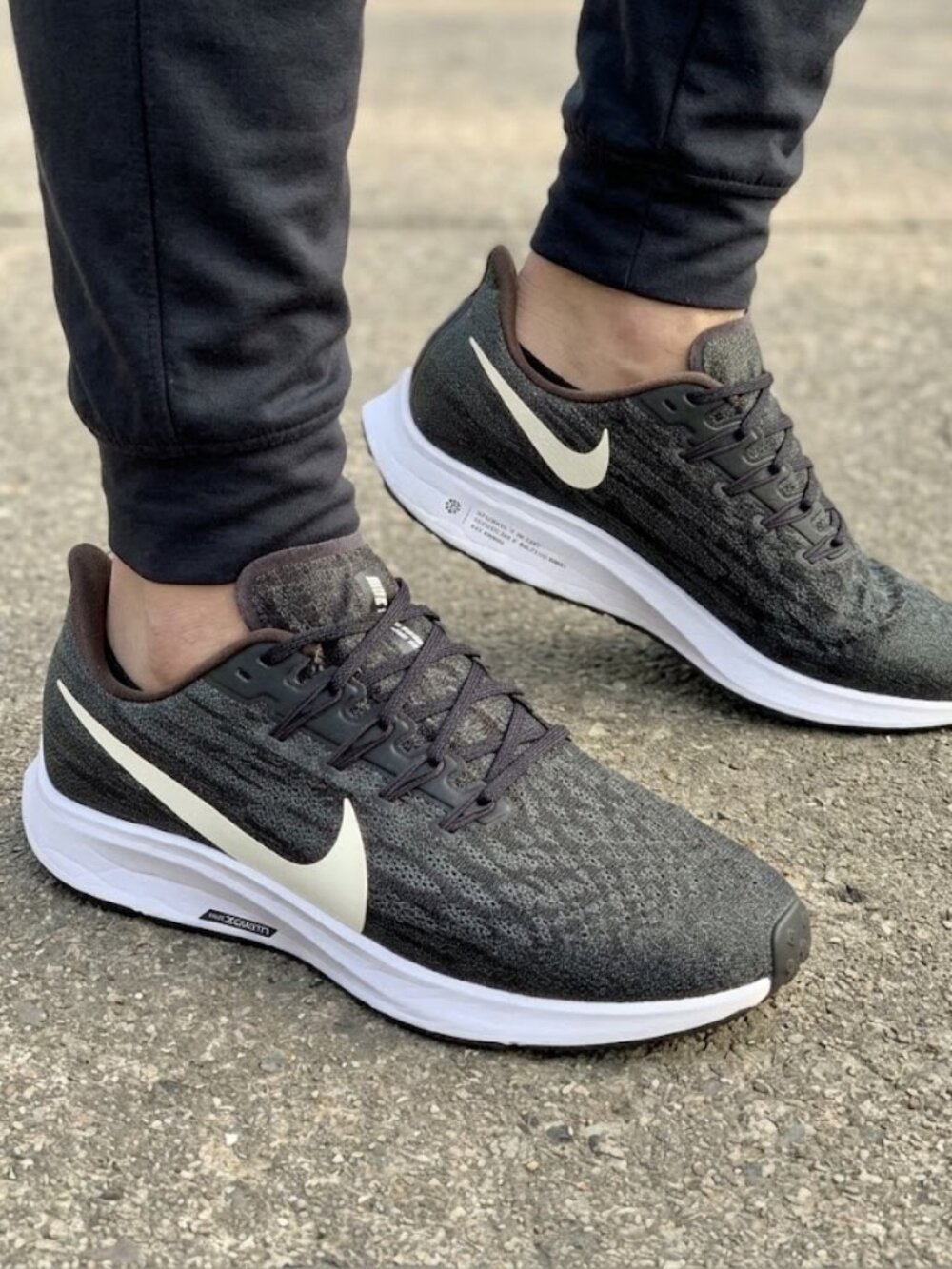 Nike Air Zoom Pegasus 36 Mens Size 11 Black Grey Running Shoes AQ2205-001